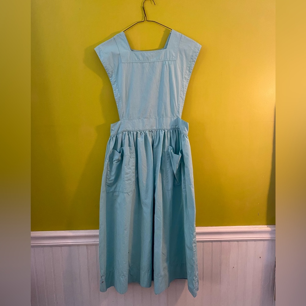 Vintage UNION LABEL Nurses Pinafore Dress